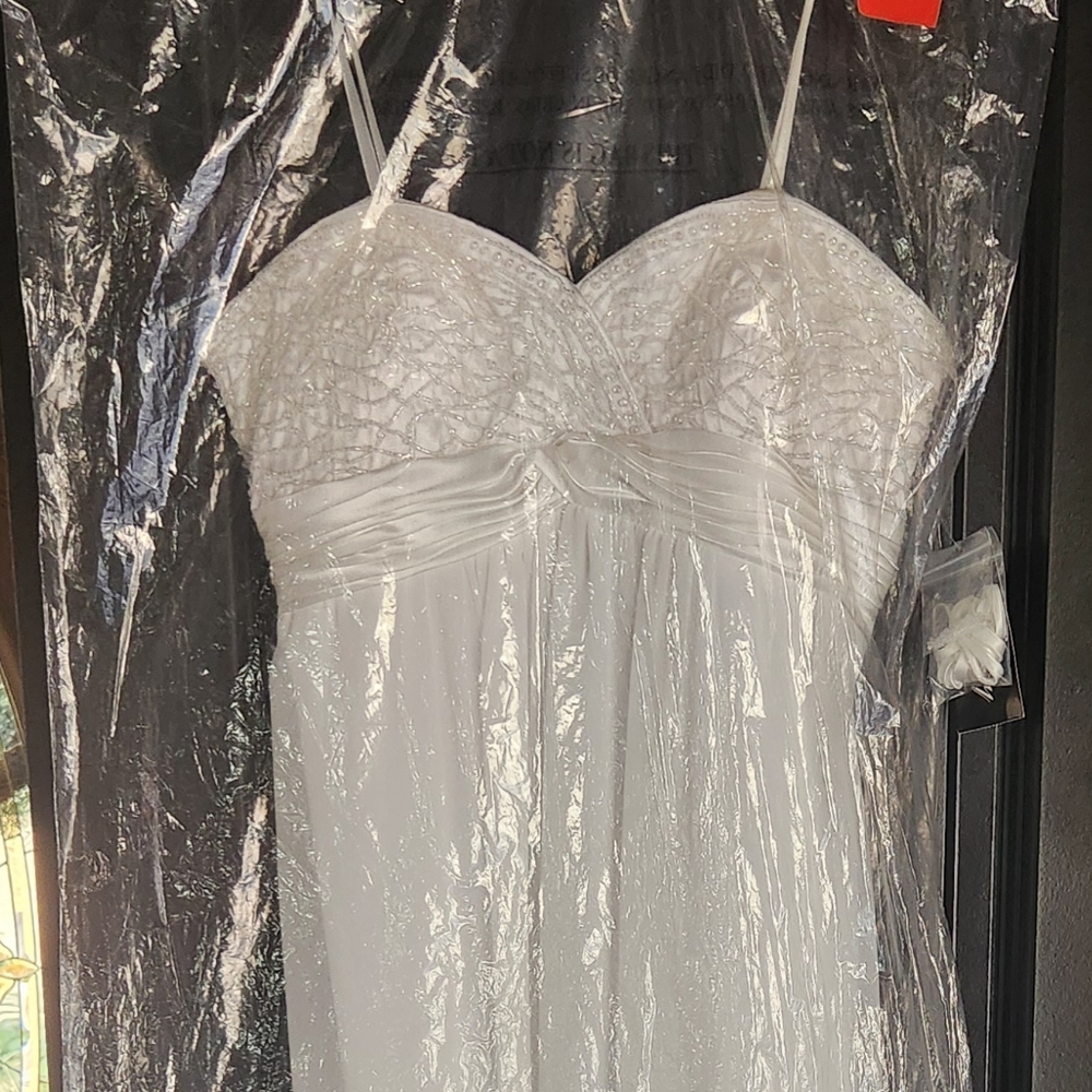 Hailey Adrianna Papell Brand NEW White Dress (in plastic)